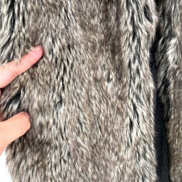 Joseph A Women's Cable Knit Faux Fur Sweater Boho Hippie Chic Small - Picture 4 of 6